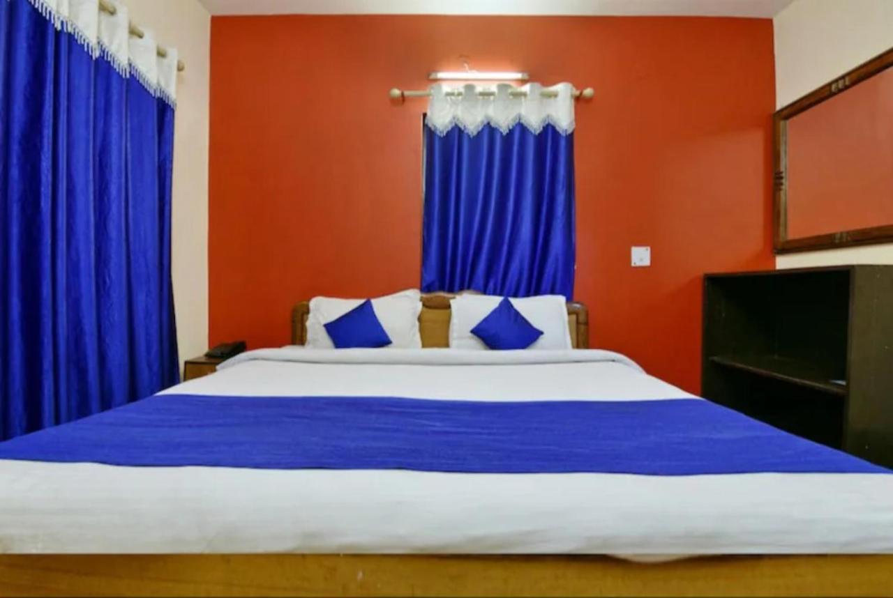 Goroomgo Chinar: Lakeside Retreat On Nainital's Mall Road Hotel