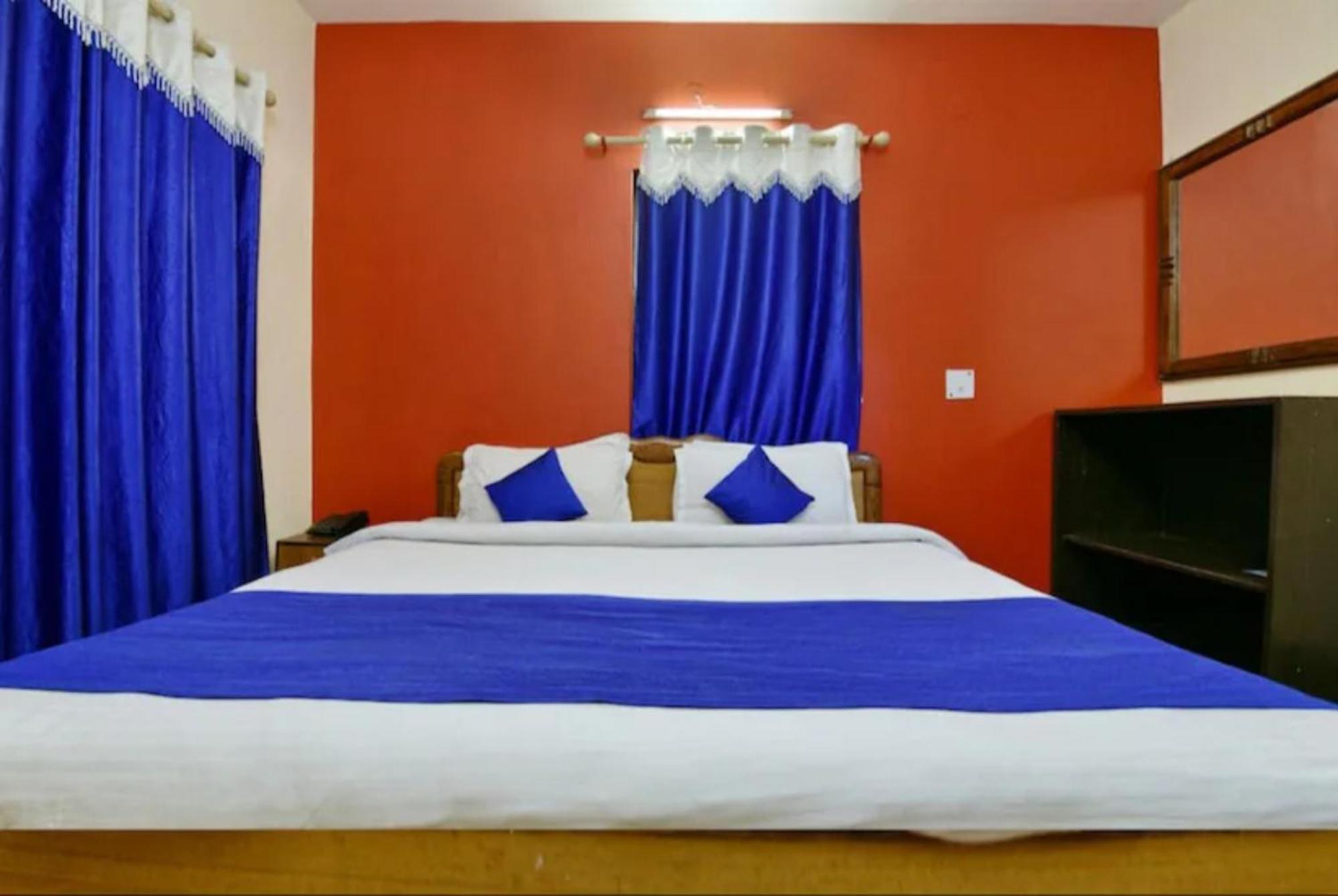 Goroomgo Chinar: Lakeside Retreat On Nainital's Mall Road Hotel Nainital