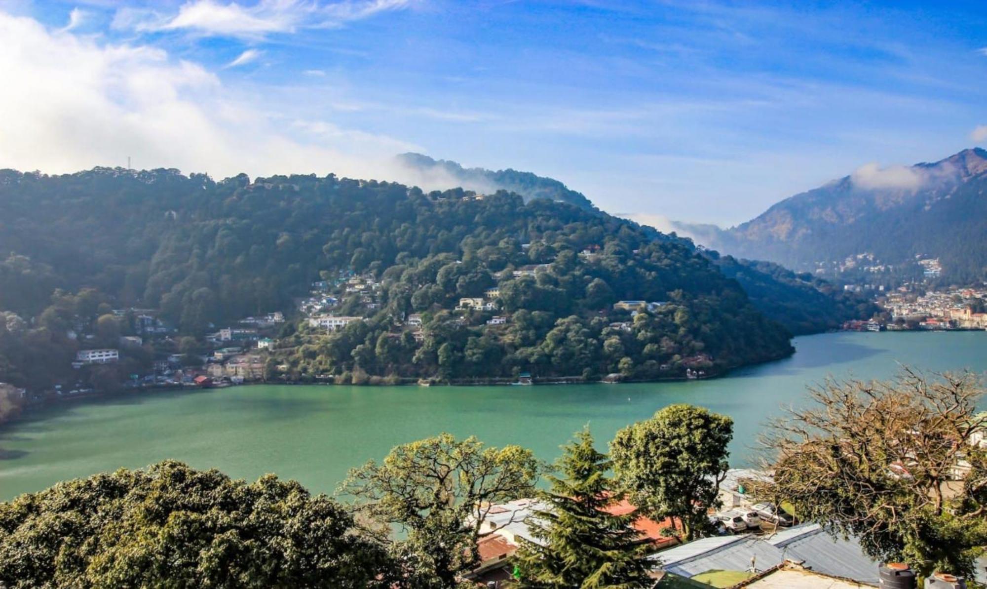 Hotel Goroomgo Chinar: Lakeside Retreat On Nainital's Mall Road 3*